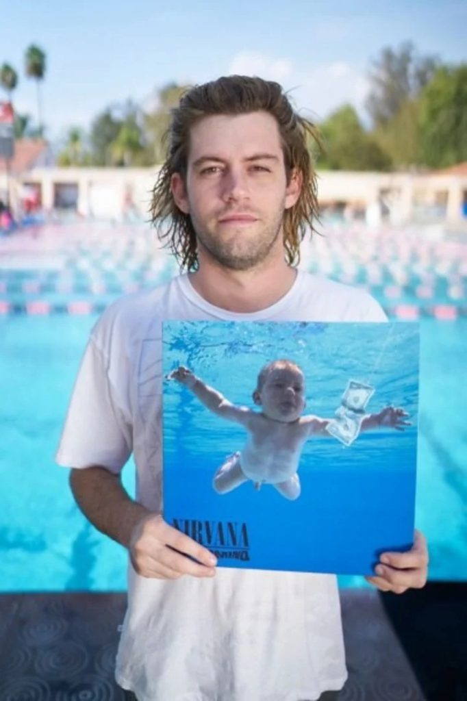 A Os Despu S El Beb De La Tapa De Nevermind Demanda A Nirvana Por Explotaci N Sexual