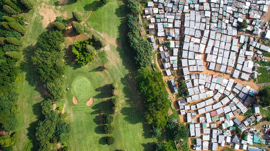 johnny miller fotos drone linea desigualdad africa pobreza riqueza