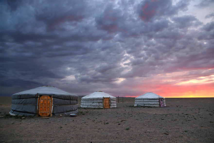 10 Amanecer en el desierto del Gobi, Mongolia