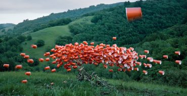 Thomas Jackson instalaciones suspendidas Emergent Emergent Behavior
