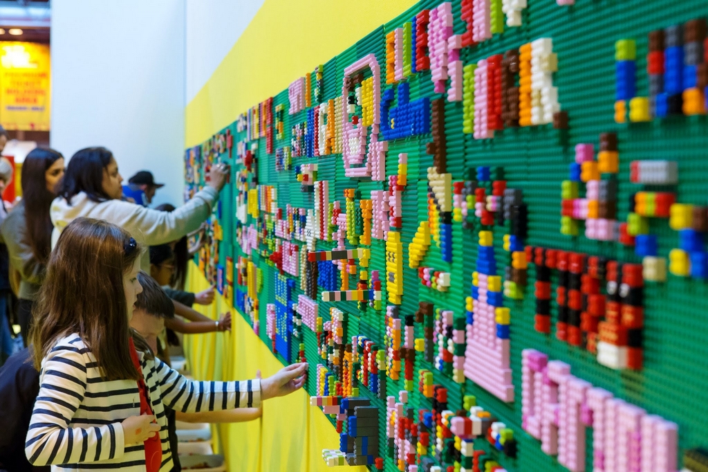 BrickLive, por primera vez una experiencia única para los fans de LEGO®