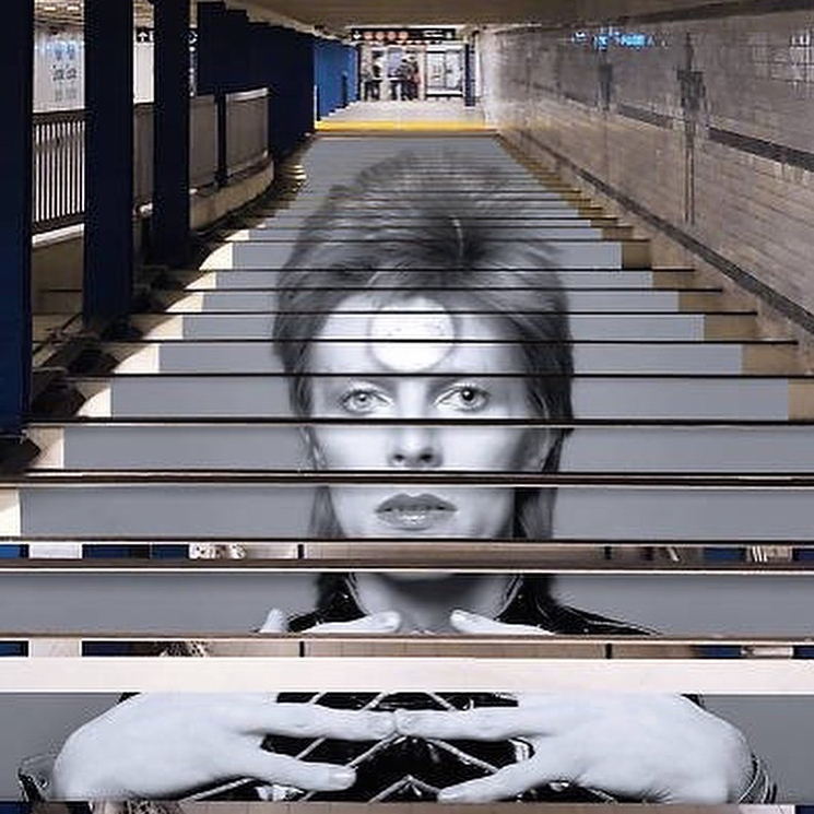 David Bowie invadió una estación de subte de Nueva York (2)