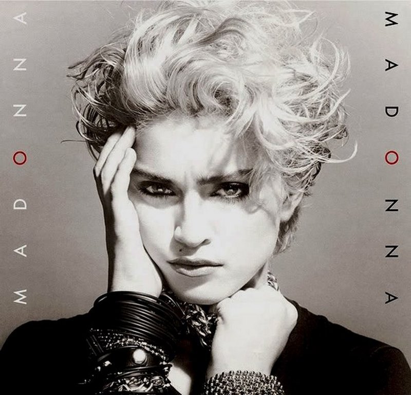8 Su primer disco, titulado Madonna, fue lanzado el 27 de julio de 1983. Hace 35 años empezaba su reinado en las pistas de baile