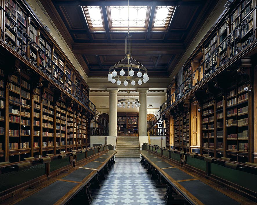 Massimo-Listri-bibliotecas_loquev