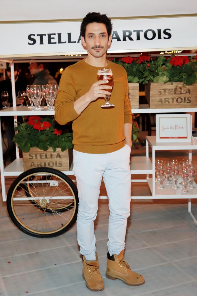 Juan Minujín en el espacio de Stella Artois en Masticar (2)
