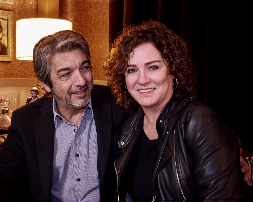 Ricardo Darín y Florencia Bas en Casa FOA 2018, en el espacio que Alejandro Dellamea diseñó inspirándose en el actor