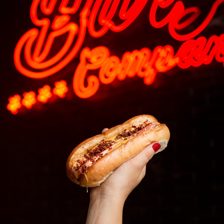 The Burger Company lanza su nuevalínea de Hot Dogs (2)