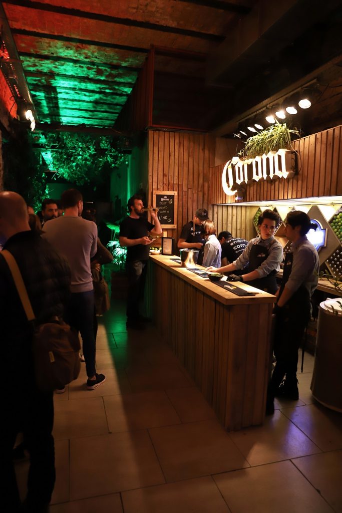 Lime Bar, el bar oculto de Corona que está abierto sólo por unos días (6)