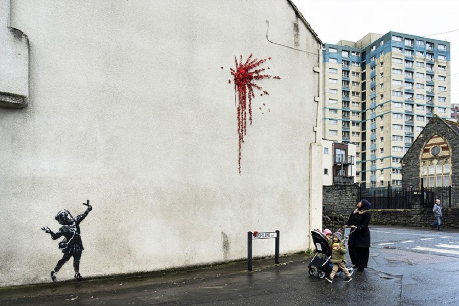 Banksy reapareció con un mural por el día de los enamorados (1)