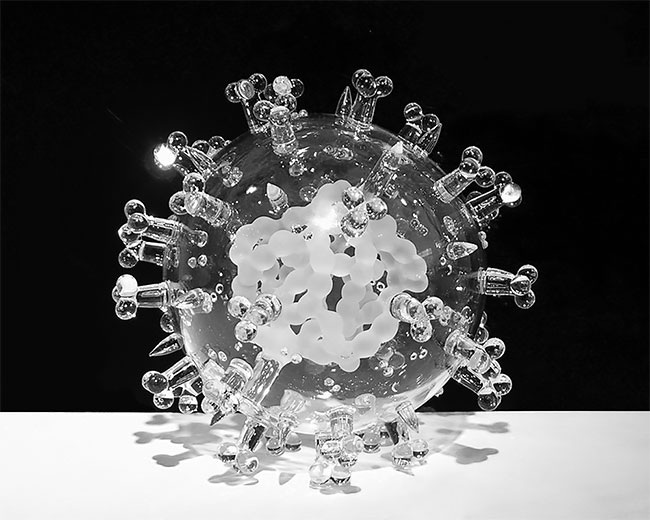 escultura vidrio coronavirus (6)