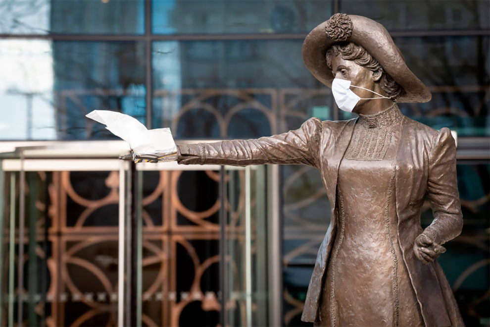 Emmeline Pankhurst at St Peters Square en Manchester