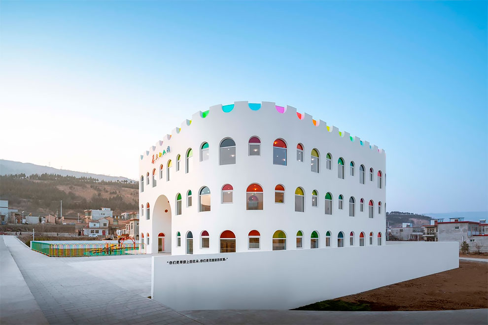 Kindergarten by SAKO Architects Tianshui, China loqueva (10)