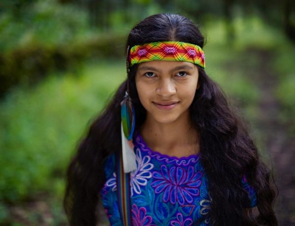 Ayakcihuatl, (Abuela Niña), Chamana Nahuatl de 13 años