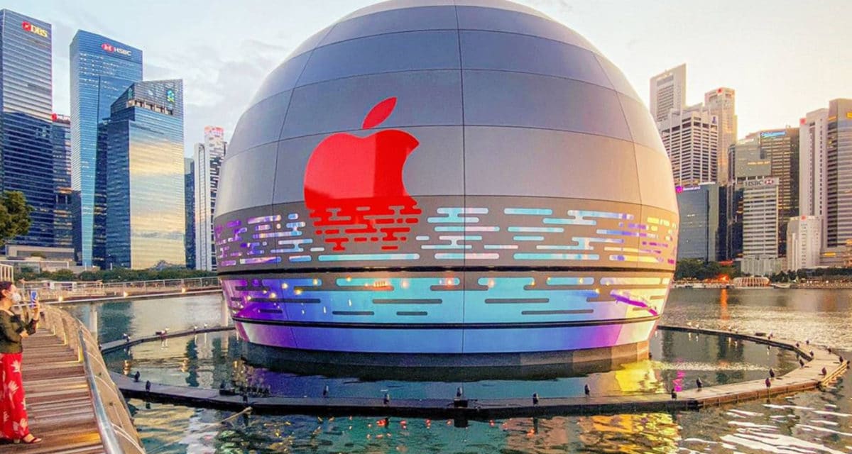 Apple abre su primera tienda flotante en Singapur (2)