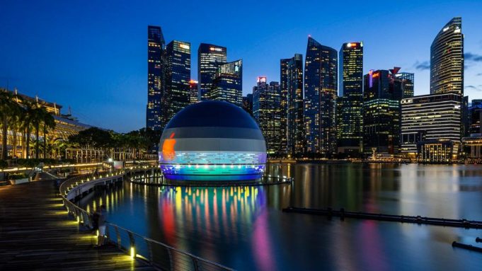 apple abre su primera tienda flotante en Singapur (3)
