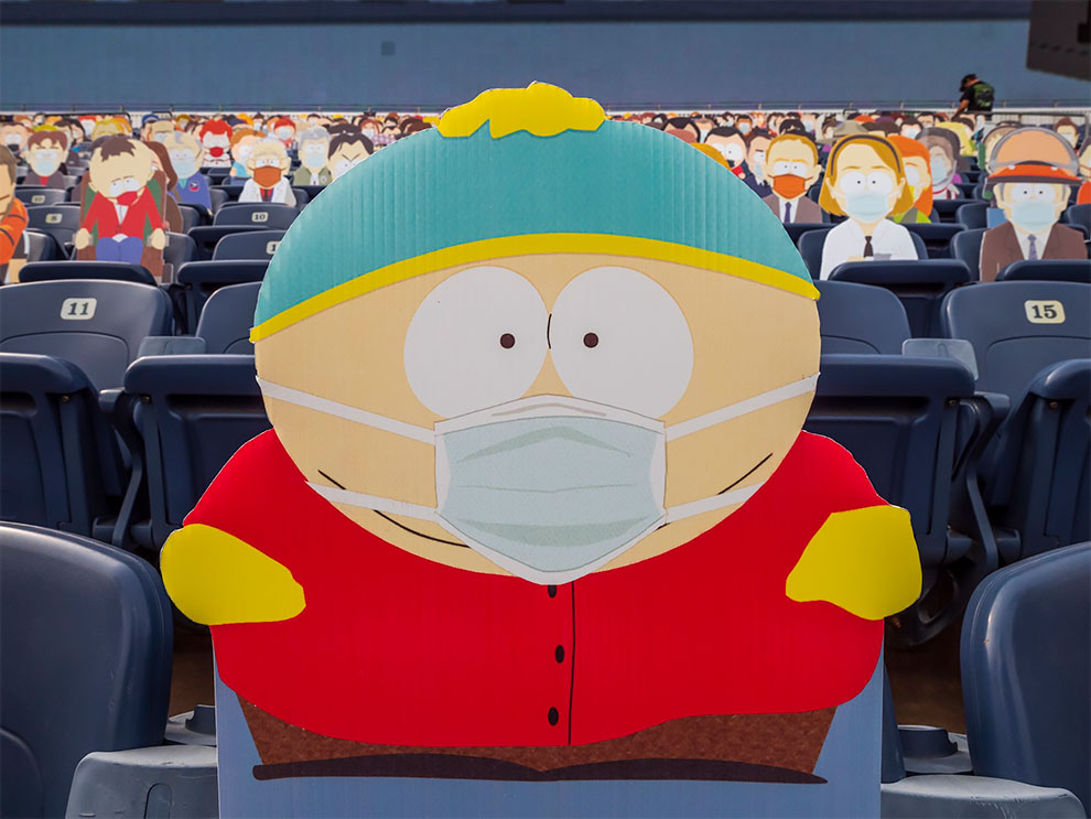 1.800 figuras de South Park como público de un partido de fútbol americano (4)