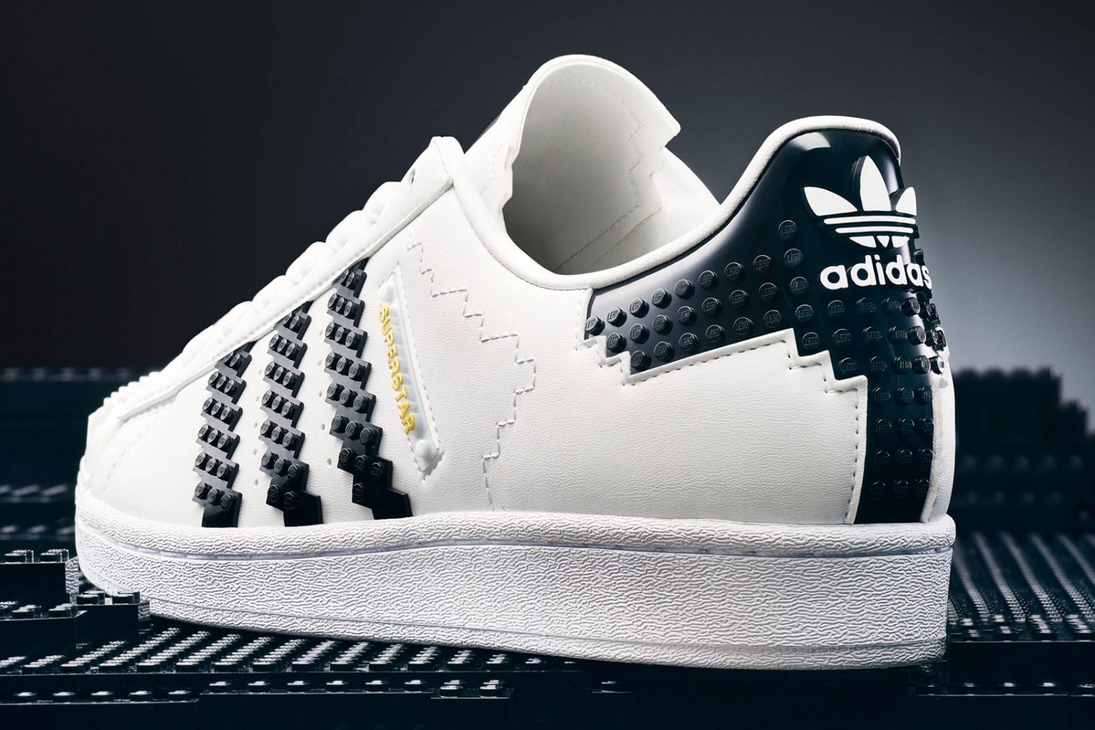 LEGO x adidas Originals, y una de las mejores colaboraciones del año ...